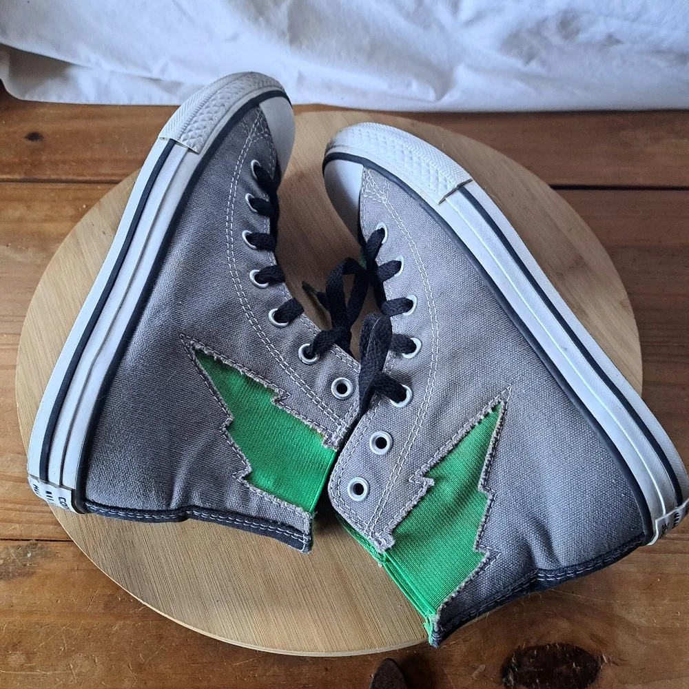 Converse Chuck Taylor All Star High Top Gray Canvas Green Lightning Kids Size 3